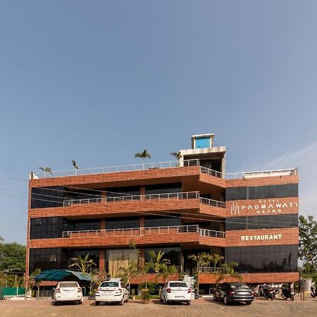 Hotel Padmawati Grand Nanded Exterior photo